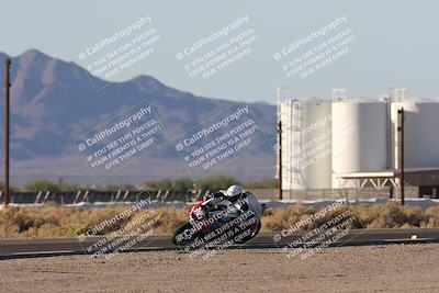 media/Nov-01-2025-CVMA (Sat) [[fc0f7531b8]]/Race 15- Formula 40 MW and LW/